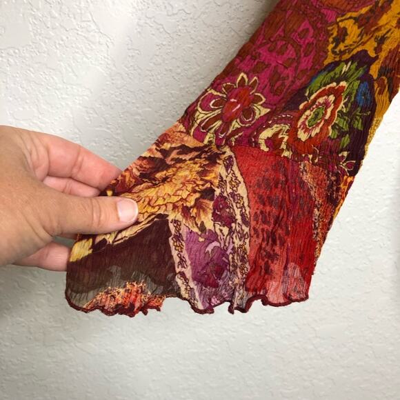 Alberto Makali red gold mixed floral print sequin crinkle top size Large - Picture 15 of 16